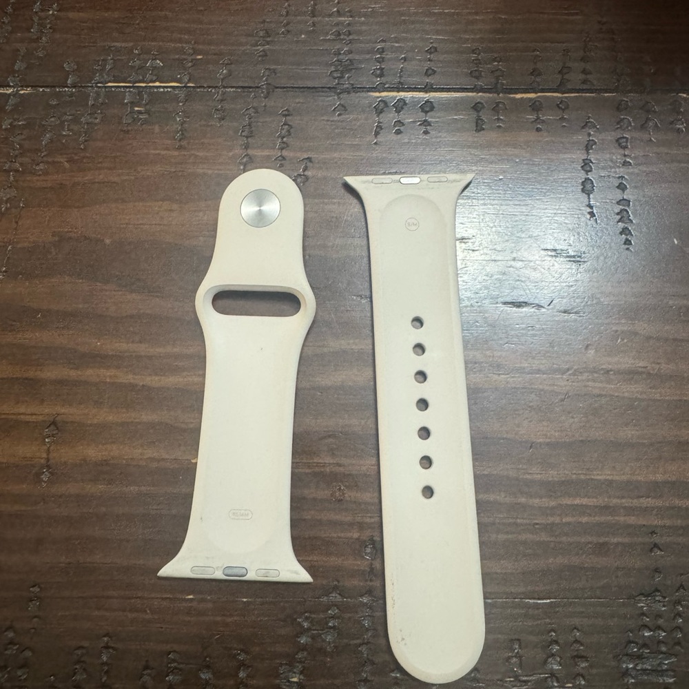 Apple Watch Band. Starlight. S/M 45mm. Used but great condition.